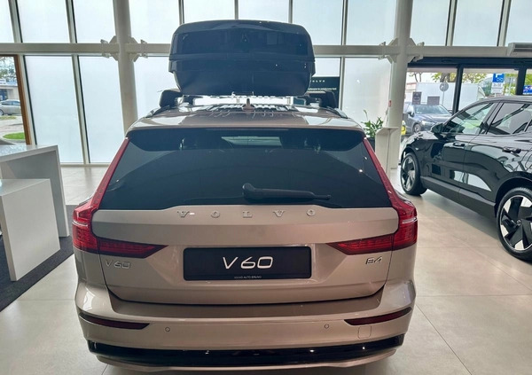 Volvo V60 cena 228500 przebieg: 5, rok produkcji 2024 z Szczecin małe 37